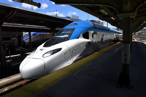 In Crisis Amtrak Works To Get New High Speed Trains Operating In 2021