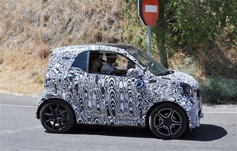 All-New 2015 smart fortwo Brabus Spied for the First Time - autoevolution
