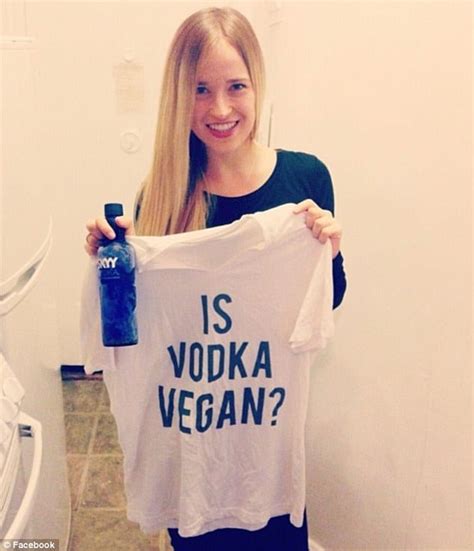 Jordan Younger Vegan Blogger Admits Eating Disorder Orthorexia