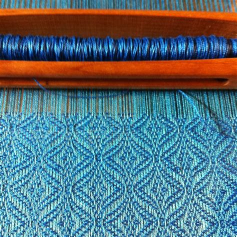 Love This Ravelry Padrewaynes Undulating Twill 4 Loom Weaving