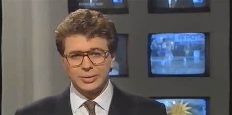 Σύμφωνα με όσα έχουν γίνει γνωστά, την εν. ΔΕΙΤΕ τον Στέφανο Χίο 24 χρόνια ΠΡΙΝ, να παρουσιάζει τα ...