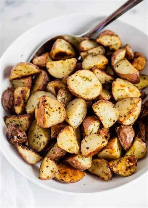 Easy Oven Roasted Red Potatoes I Heart Naptime Mytaemin