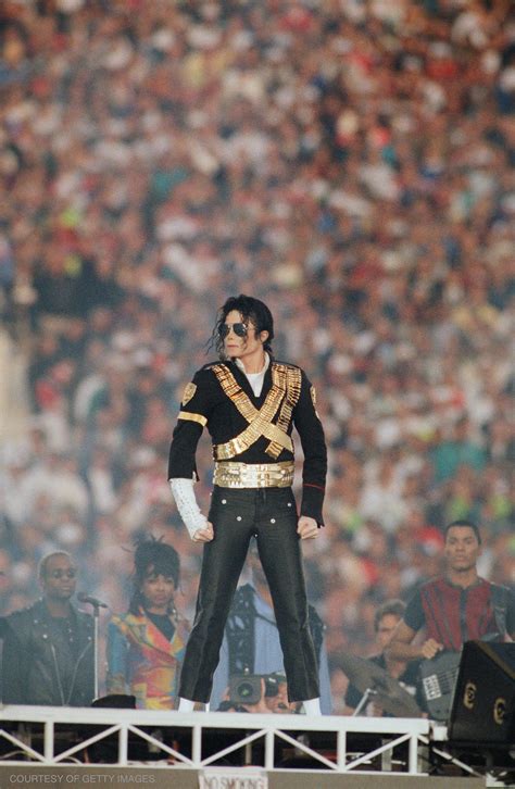 Michael Jacksons Stage Moves Were A Tour De Force Michael Jackson