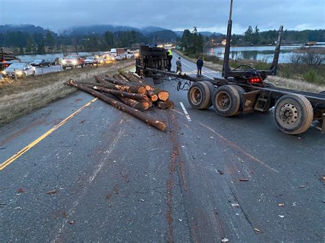 Us 101 Reopens Near Olympia After Crash Involving Logging Truck Cars