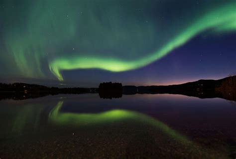 Video Stunning Unobstructed Images Of The Aurora Borealis Over
