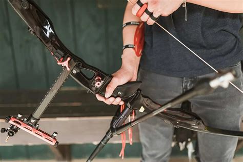 How To String A Recurve Bow With Pictures