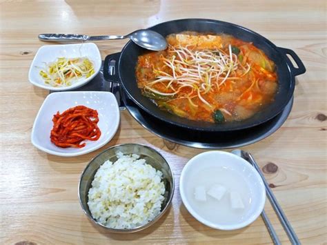 We did not find results for: Ini Menu Sarapan Tradisional Orang Korea yang Penuh Nutrisi