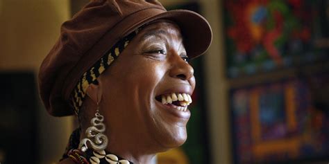 Famed Infomercial Psychic Miss Cleo Dies At 53