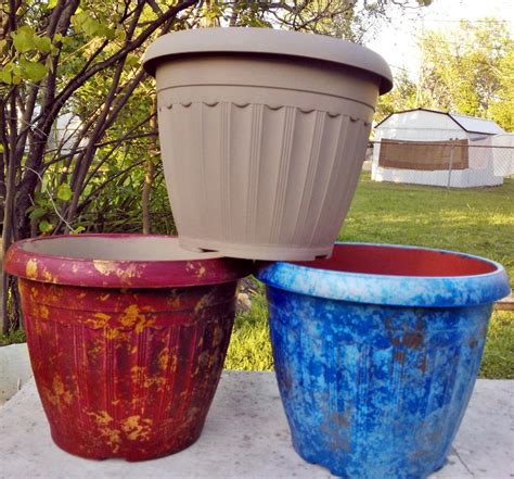 Just wait 24 hours before applying the clear coat, since this will give the underlying colored paint time. LL's Life and Times: International Painted Plastic Flower Pots