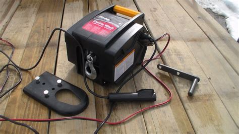 Master Lock 2953AT 12-Volt DC Portable Winch - YouTube