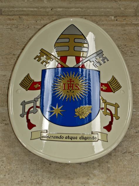 Welcome to the official facebook page of his holiness pope franziskus neu auch auf twitter @pontifex_d. Datei:Wappen Papst Franziskus01.jpg - FJM-Ritter