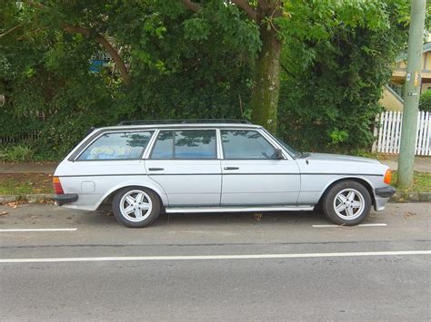 Aussie Old Parked Cars 1983 Mercedes Benz W123 280 Te Amg Wagon