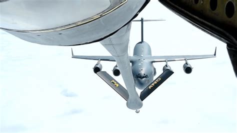 Catch The Moment Watch A Kc 135 Stratotanker Refueling A C 17