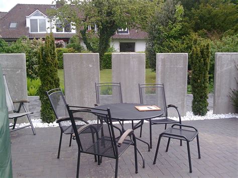 Lieferung und montage ganz de und at! Sichtschutz mit Beton-Elementen | RIGHINI Garten- und ...