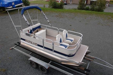 Electric Pontoon Boat