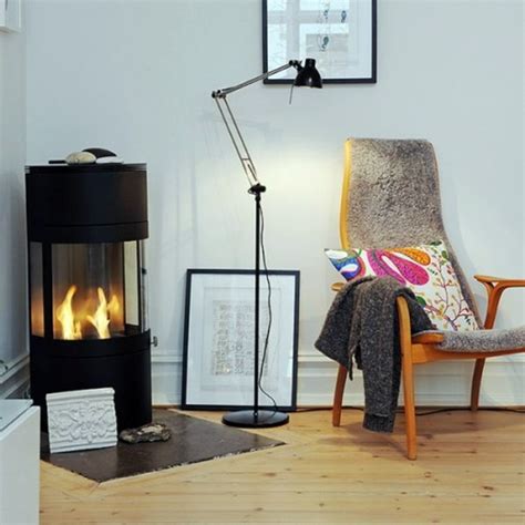 Whether you're looking for a vintage style model or something a little more updated choose a classic wood stove model that adds extra vintage feel to the room. 35 Ideas for scandinavian fireplaces | Interior Design ...