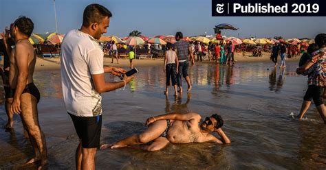 ‘the Pirate Days Are Over Goa S Nude Hippies Give Way To India S Yuppies The New York Times