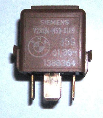 Purchase SIEMENS GM RELAY COMBINATION FLASHER GM 12450072 DOT