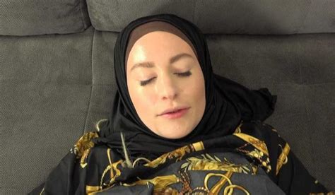 sexwithmuslims lauren black lazy babe in hijab gets hardcore