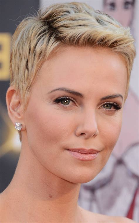 12 Trendy Edgy Haircuts For Women