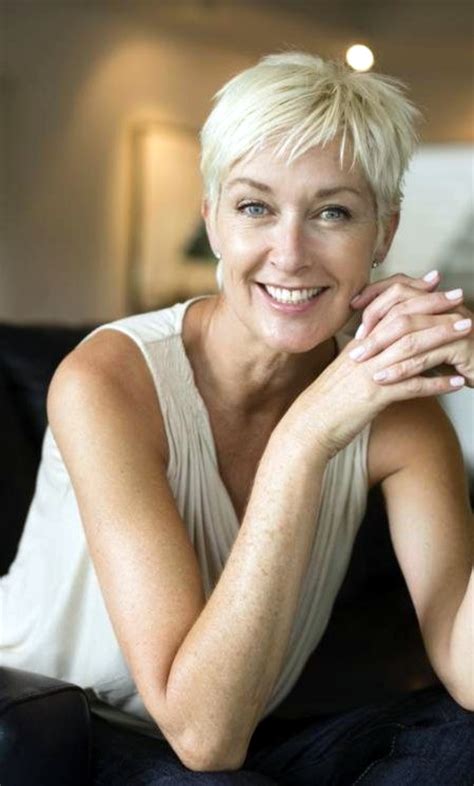 70 Anti Aging Short Hairstyles For Older Women