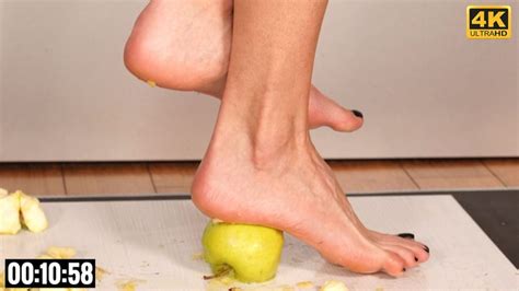 Vivian Apple Crush 4k Mp4 Barefoot Food Crush Clips