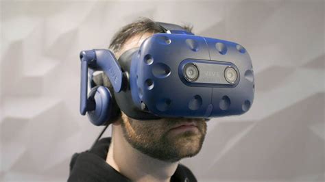 Htc Vive Pro Eye Hands On First Vr Headset With Eye Tracking Htc
