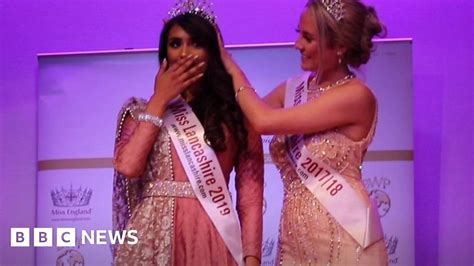 Blackburns Aysha Khan Crowned Miss Lancashire Bbc News
