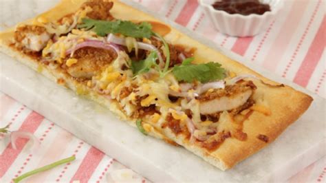 This Southern Fried Chicken Pizza Is The Perfect Friday Night