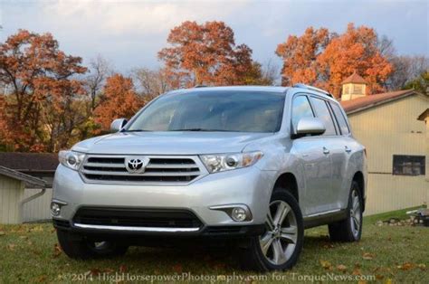 2013 toyota highlander limited review luxury amenities without the luxury price torque news