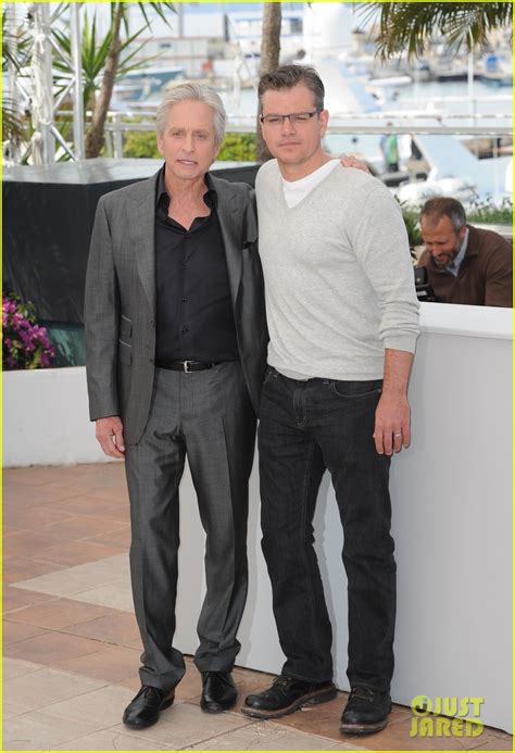 matt damon and michael douglas cannes behind the candelabra photo call photo 2875308 matt