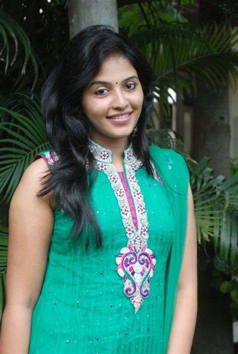 Funny Picture Clip South Indian Actress Anjali Joyi Picture
