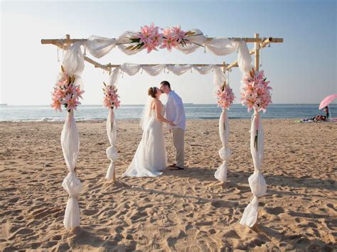 Some photographers shoot only on the weekends as a side hobby. Beach Weddings Virginia