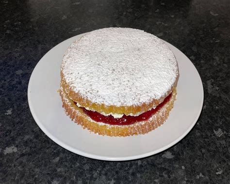 Victoria Sponge Cake Slow Cooker Recipe Acoking