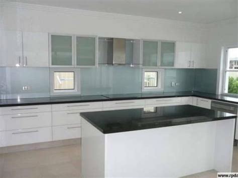 Browns are also always welcomed in antique kitchens. Kitchen Design Ideas and Photos Gallery - Realestate.com ...