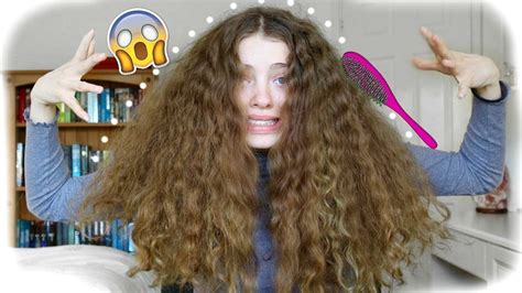 Plus, it means your barber won't be doing battle with two directions of growth in quite the same way. What it looks like to Brush Out Thick Curly Hair 🦁 - YouTube