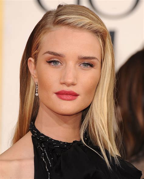 Rosie huntington whiteley hair hairstyle hair inspiration hair envy hair cool hairstyles wavy hair lighter hair hair styles. Rosie Huntington-Whiteley, 2013 | 43 Golden Globes Hair ...