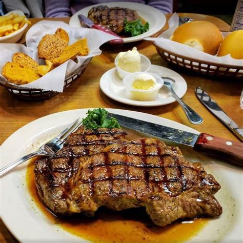35 Best Steakhouses In The Us Ranked Far And Wide