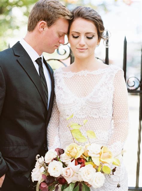 How To Embrace The Old World Romance Wedding Style Wedding Dress Inspiration Wedding