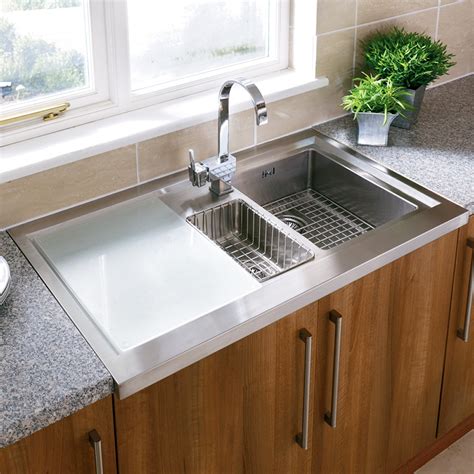 It's the reason why approximately 70% of all kitchen sinks are manufactured out of the kindred collection includes three distinct lines of sinks, each bearing the kindred crown. Undermount Stainless Steel Kitchen Sink Constructed for ...