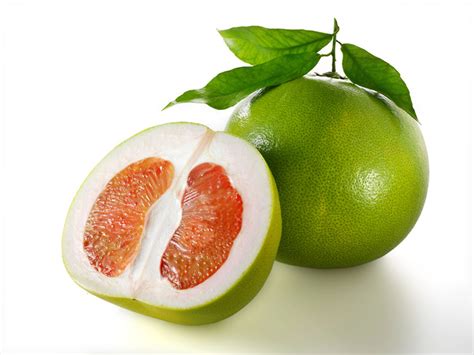 Description of pomelo (pummelo) and its most common cultivated varieties. Top fruits must try in Vietnam