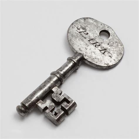 An Early 19th Century Steel Gate Key Peter Cameron Antique Silver