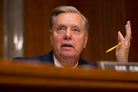 Lindsey Graham “i Dont Care” If Migrants “stay In These Facilities For 400 Days” Vanity Fair