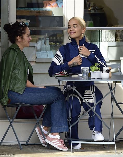 Rita Ora Enjoys Relaxed Al Fresco Lunch With Sister Elena Daily Mail