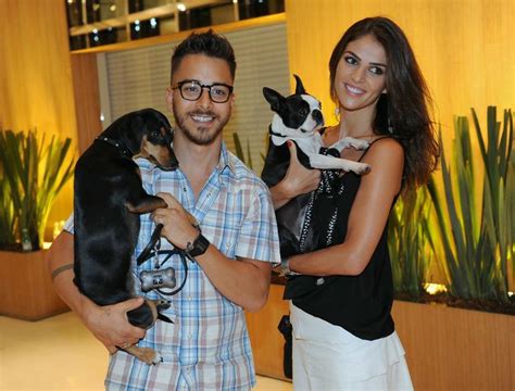 Monica benini nasceu a 11 de outubro de 1985, em garibaldi (rio grande do sul), filha de moacir grillo e marlene benini. Junior Lima fala sobre planos de ter um filho com Monica ...