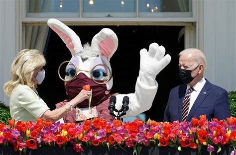 Easter Bunny Pays Surprise Visit During White House Press Briefing