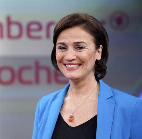 Arabella kiesbauer hat früher die sendung „the masked singer austria von puls 4 moderiert. Arabella Kiesbauer: Mit der Fanpost kam die Bombe - WELT