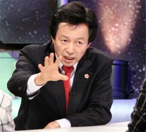 Jun 04, 2021 · 허경영 2: 허경영 '서울시장도 되고 대통령도 되겠다'…박근혜·이명박 ...