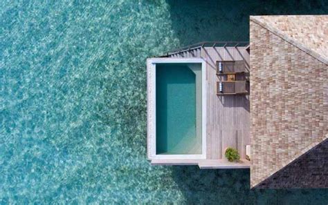 Hurawalhi Island Resort Maldives Package