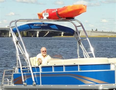 Download 35 Kayak Carrier For Pontoon Boat